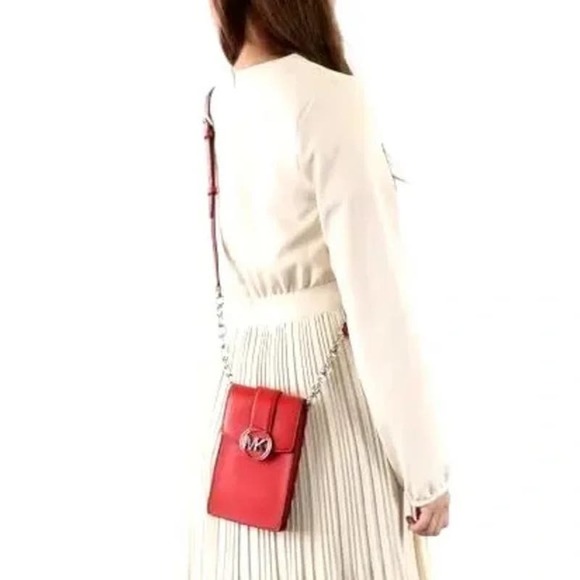 Michael Kors Carmen Small Logo Smartphone Crossbody Bag Bright Red $348 Nwt - Picture 6 of 7